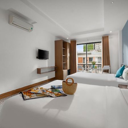 Domi Danang Beach Hotel Bagian luar foto