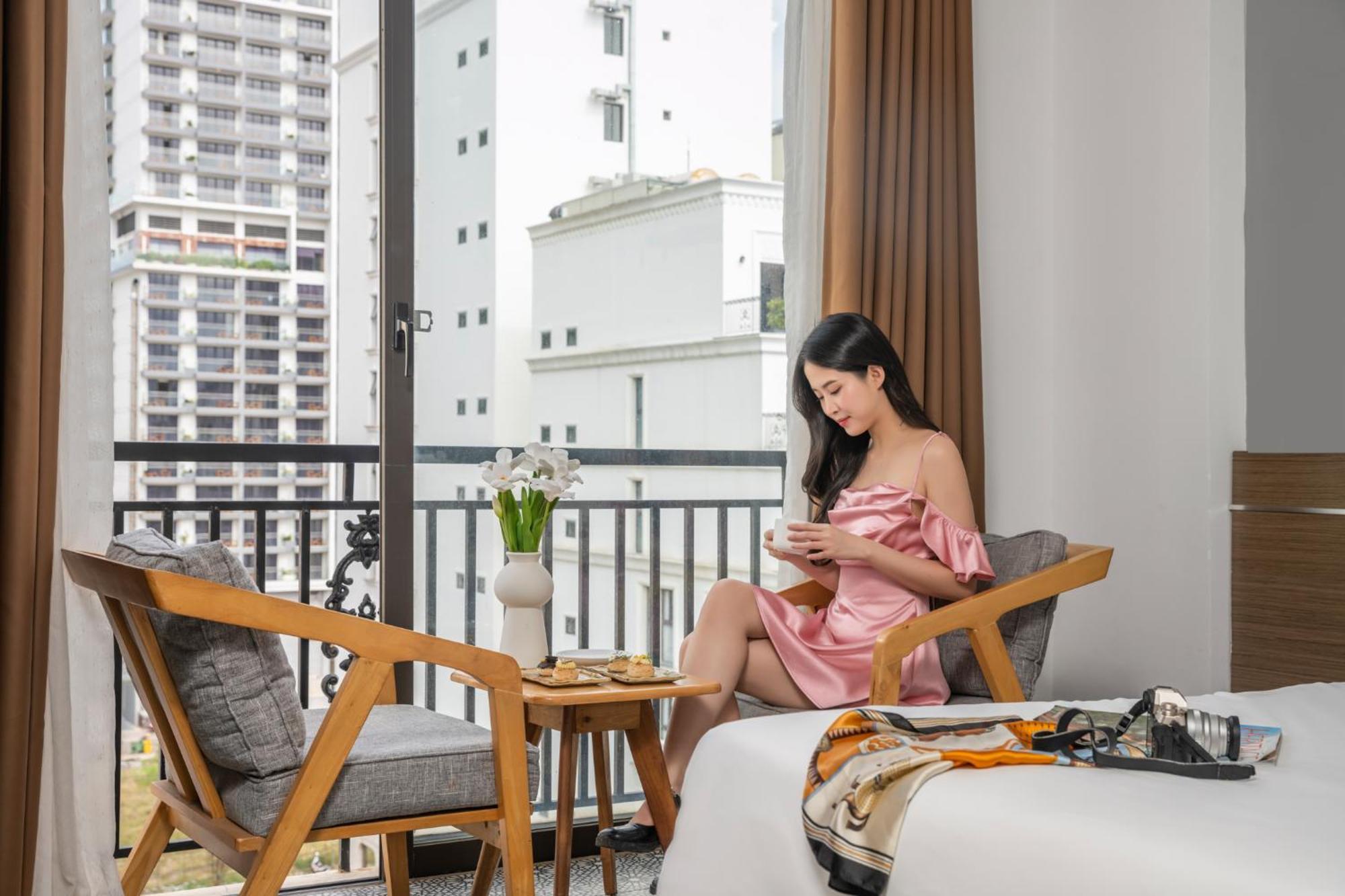 Domi Danang Beach Hotel Bagian luar foto
